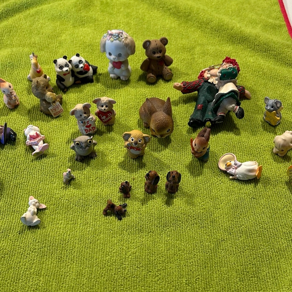 24 Hallmark small figurines for Valentine’s Day, Halloween and others.